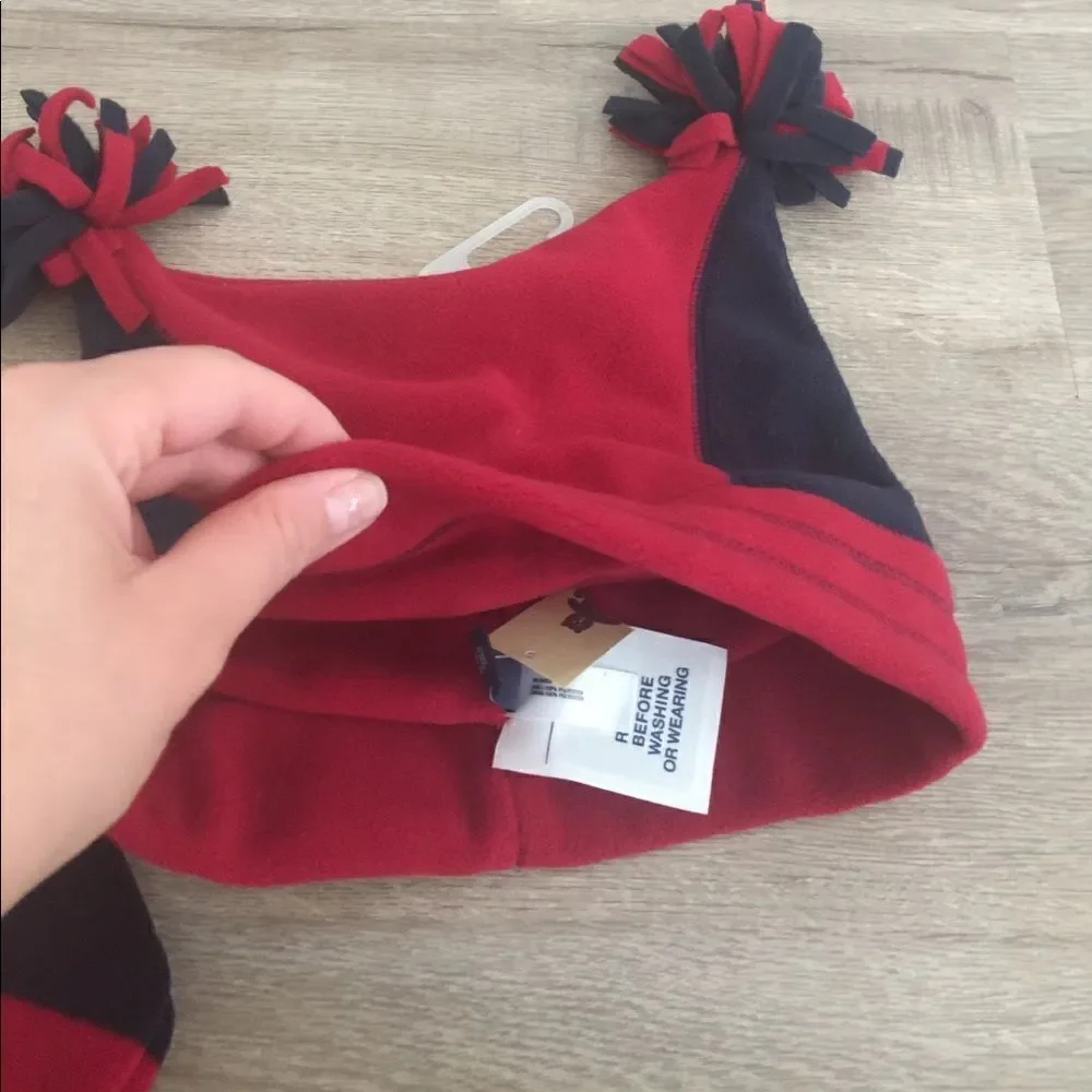 🎉Last deal🎉Gap sweater and hat set❤️